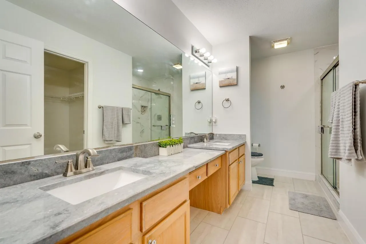 Holiday home Pcb Vacation Home With Pool Access, 1 Mi To Beach! Panama City Beach United States
