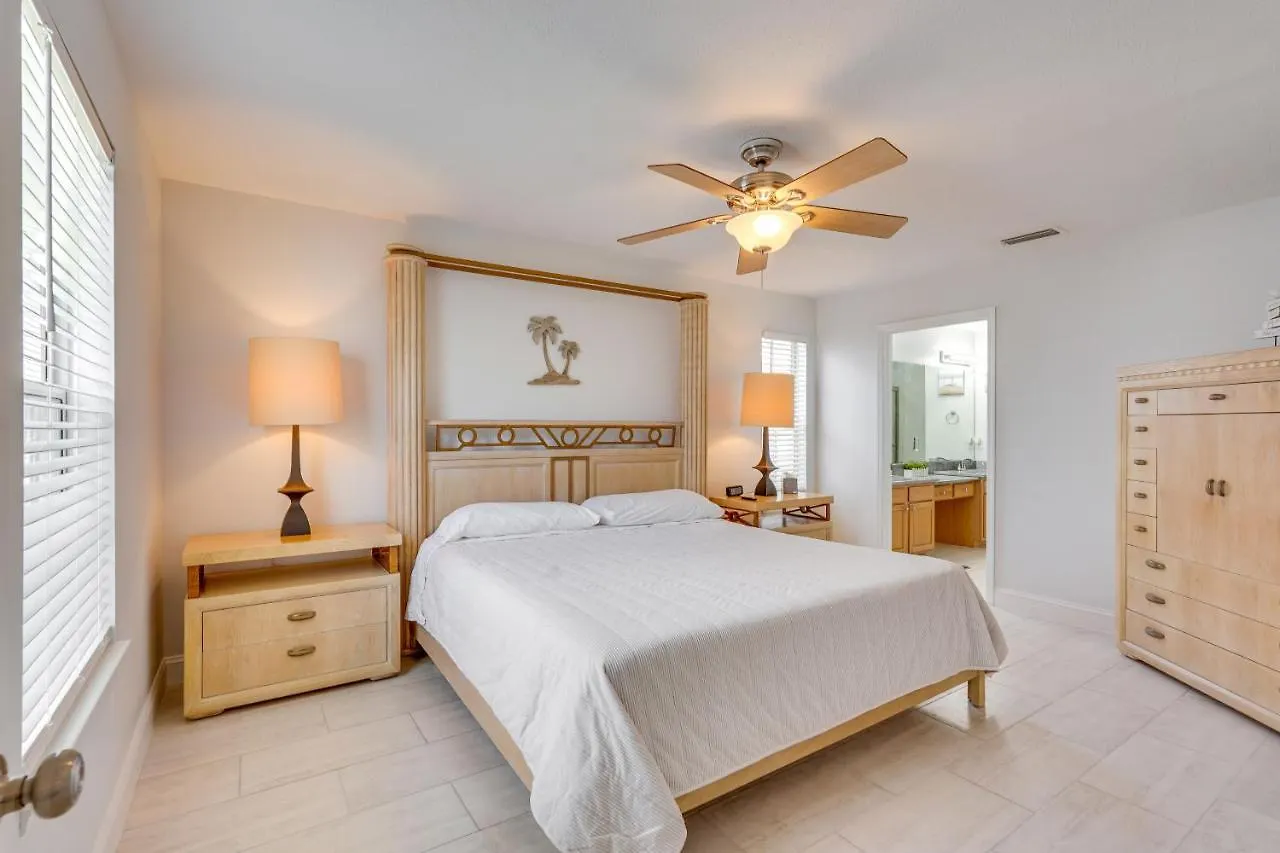 Holiday home Pcb Vacation Home With Pool Access, 1 Mi To Beach! Panama City Beach