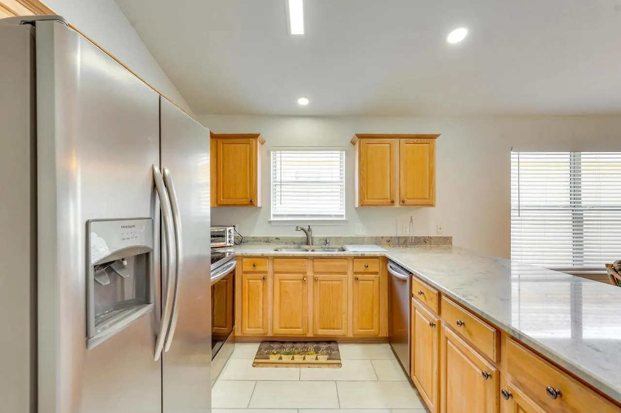 Pcb Vacation Home With Pool Access, 1 Mi To Beach! Panama City Beach 0*,  Stati Uniti